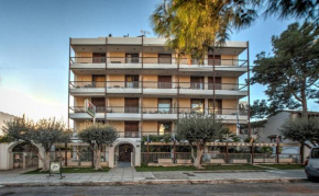 Гостиница Zina Hotel Apartments  Афины